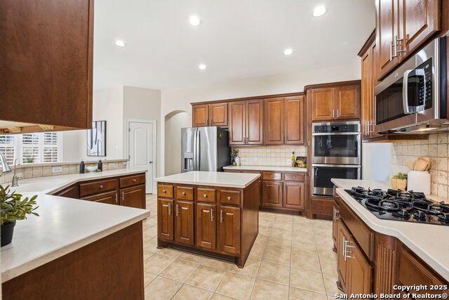 Image 16 of 43 For 410 Heather Ridge