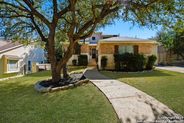 Image 4 of 43 For 410 Heather Ridge