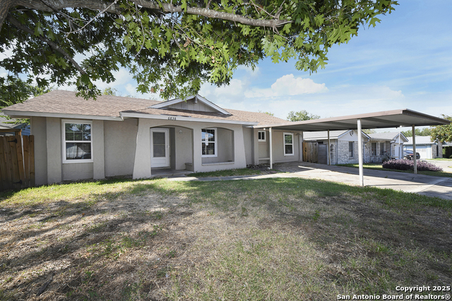 Image 3 of 31 For 6838 Blue Lake