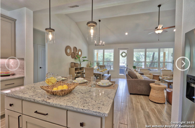 Image 12 of 25 For 1269 Lavaca