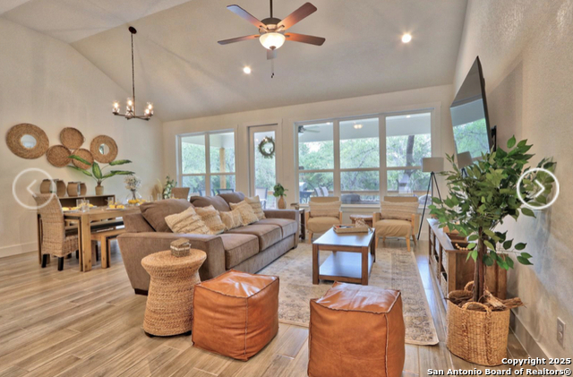 Image 7 of 25 For 1269 Lavaca