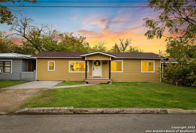 Details for 937 Anderson, Seguin, TX 78155