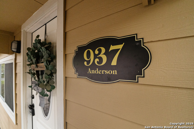 Image 3 of 21 For 937 Anderson