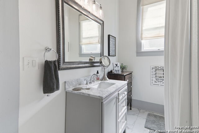 Image 27 of 73 For 426 Milam N