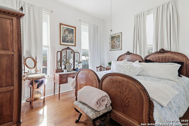 Image 29 of 73 For 426 Milam N