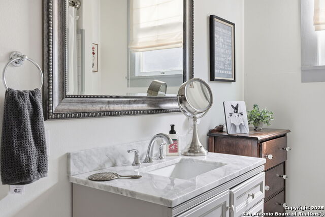 Image 59 of 73 For 426 Milam N