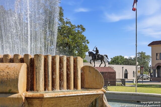 Image 67 of 73 For 426 Milam N