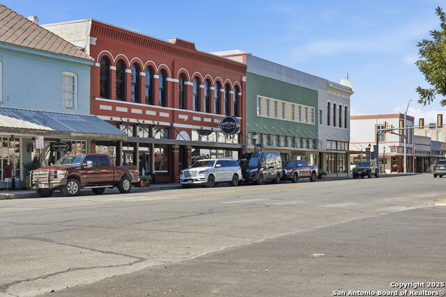 Image 68 of 73 For 426 Milam N