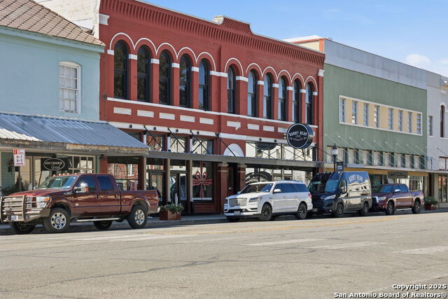 Image 69 of 73 For 426 Milam N