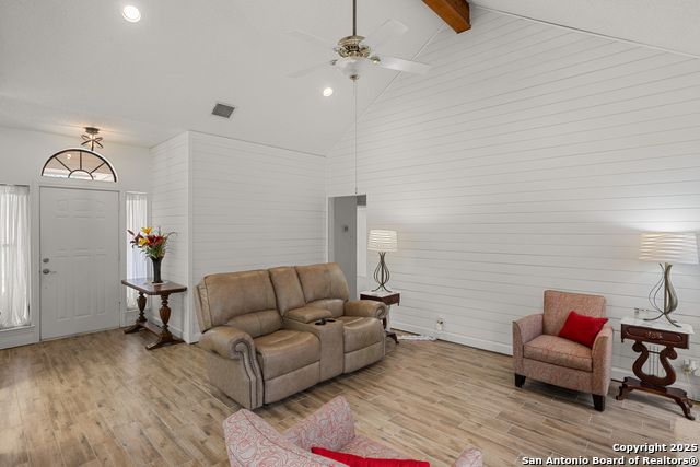 Image 5 of 16 For 101 Cibolo Crossing Drive