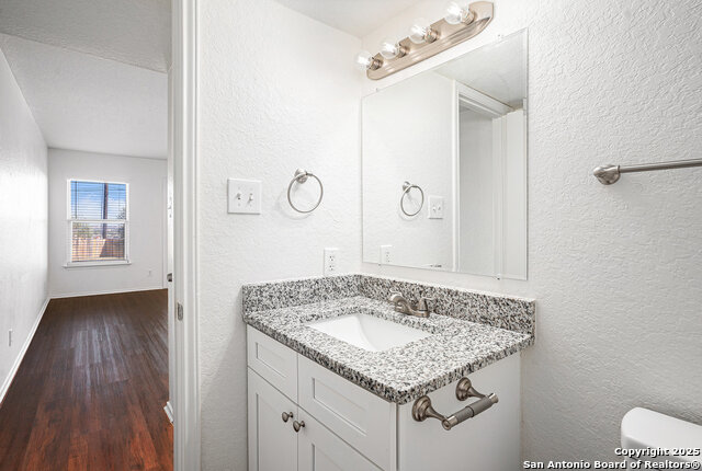 Image 15 of 17 For 6410 Flatstone Pass