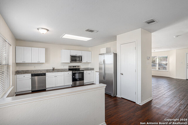 Image 5 of 17 For 6410 Flatstone Pass