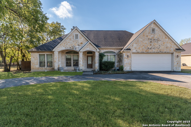 Details for 681 Rosewood, Boerne, TX 78006
