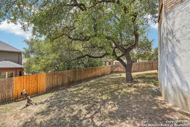 Image 37 of 42 For 2506 Cielo Trce