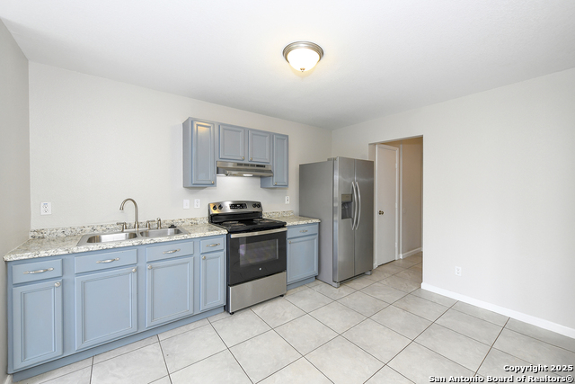 Image 12 of 29 For 3535 Honey