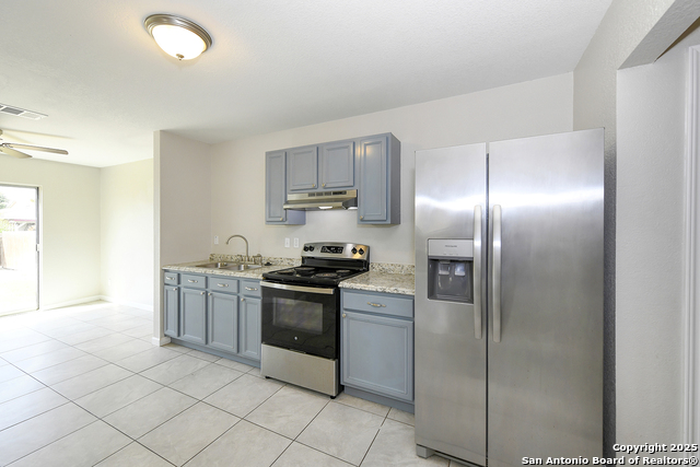 Image 13 of 29 For 3535 Honey