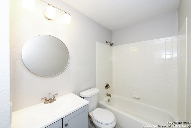 Image 18 of 29 For 3535 Honey