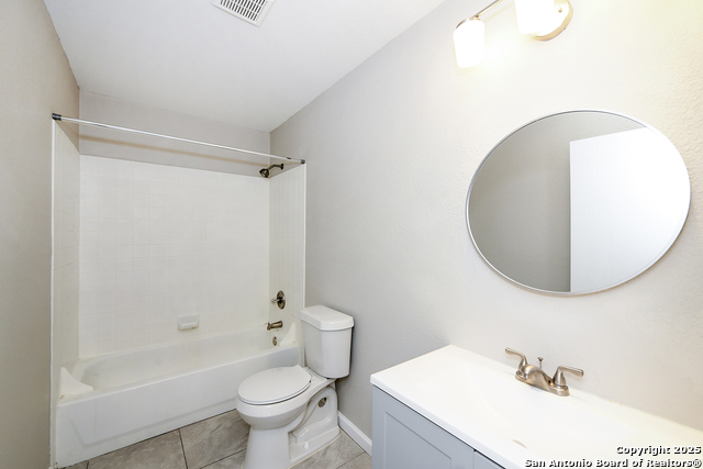 Image 22 of 29 For 3535 Honey