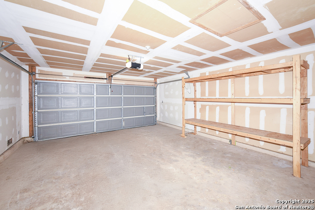 Image 25 of 29 For 3535 Honey