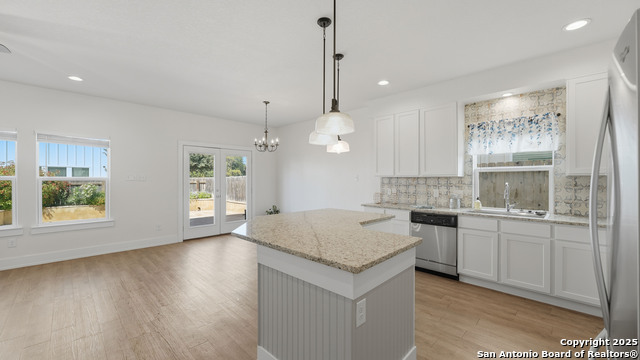 Image 10 of 44 For 223 Sapphire 1002