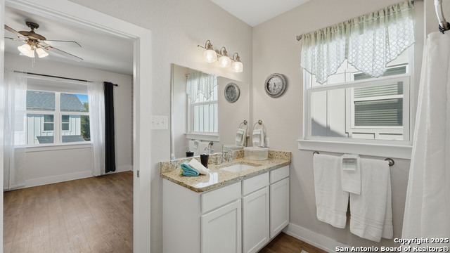 Image 30 of 44 For 223 Sapphire 1002