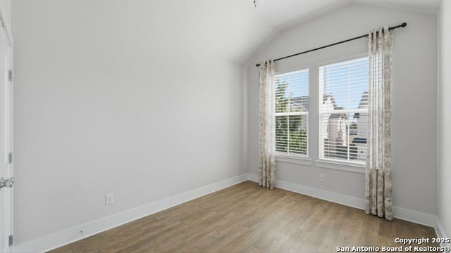 Image 36 of 44 For 223 Sapphire 1002