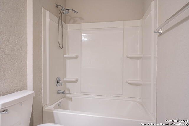 Image 12 of 27 For 2942 Daisy Meadow