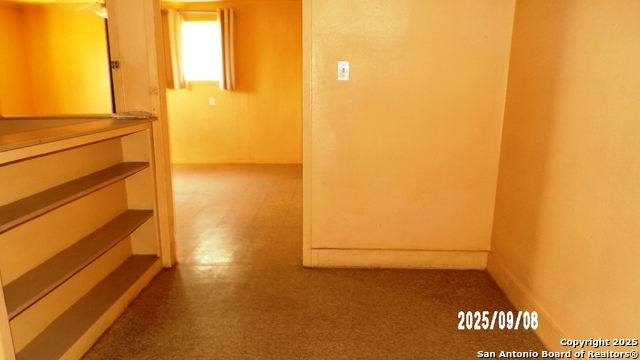 Image 36 of 53 For 704 Washington N