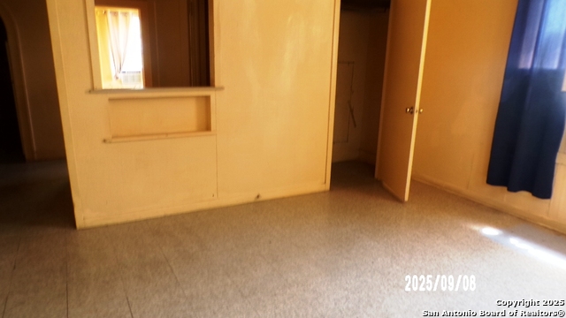 Image 39 of 53 For 704 Washington N