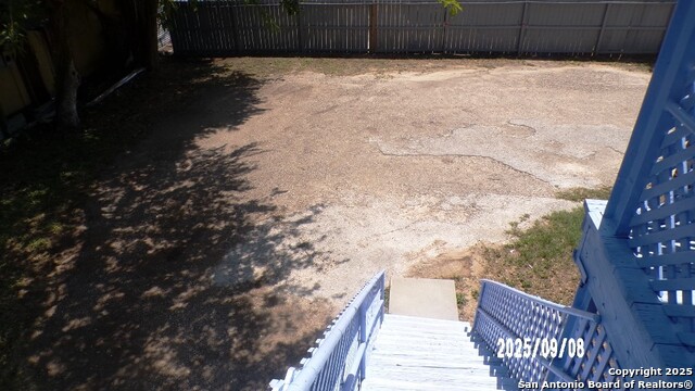 Image 51 of 53 For 704 Washington N