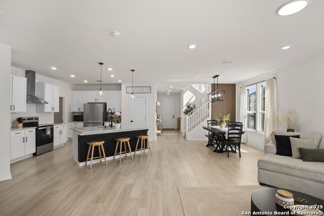 Image 12 of 39 For 400 Sambar Bay