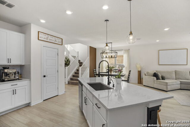 Image 15 of 39 For 400 Sambar Bay