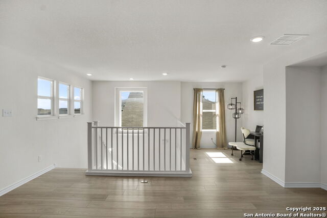 Image 23 of 39 For 400 Sambar Bay