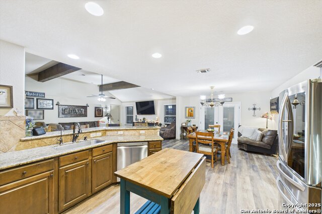 Listing photo id 20 for 417 Cr 2471  