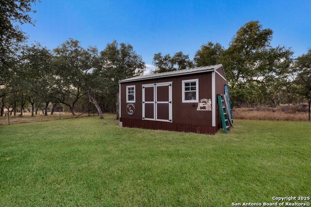 Listing photo id 43 for 417 Cr 2471  