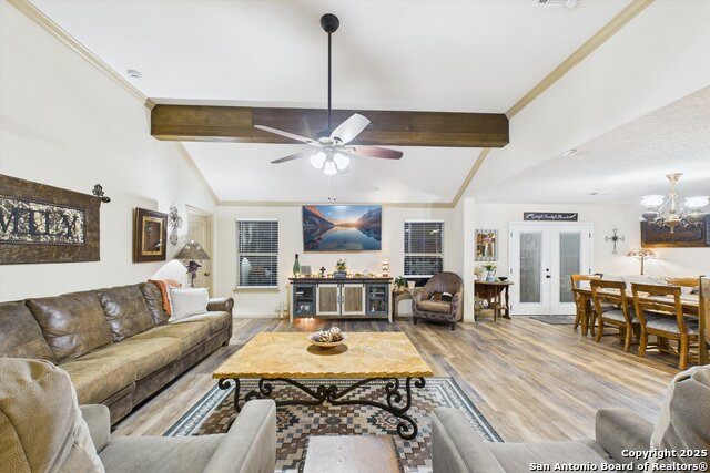 Listing photo id 5 for 417 Cr 2471  