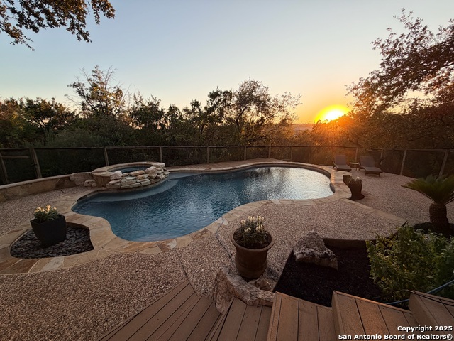 Image 28 of 37 For 2414 Redland Pt