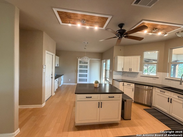 Image 8 of 37 For 2414 Redland Pt