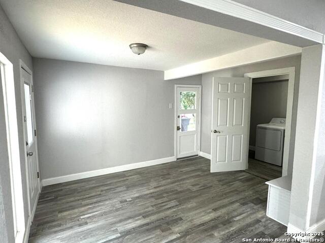 Image 12 of 24 For 3606 Versailles