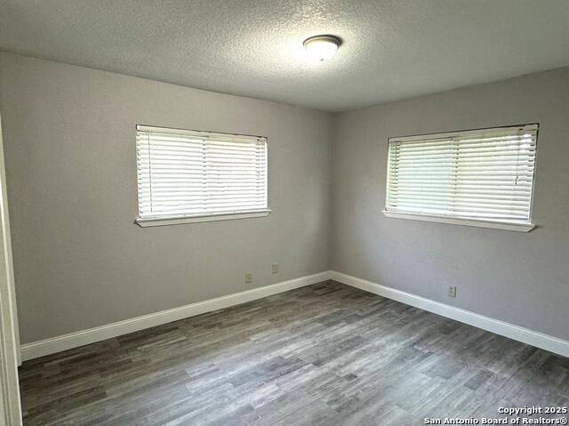 Image 15 of 24 For 3606 Versailles