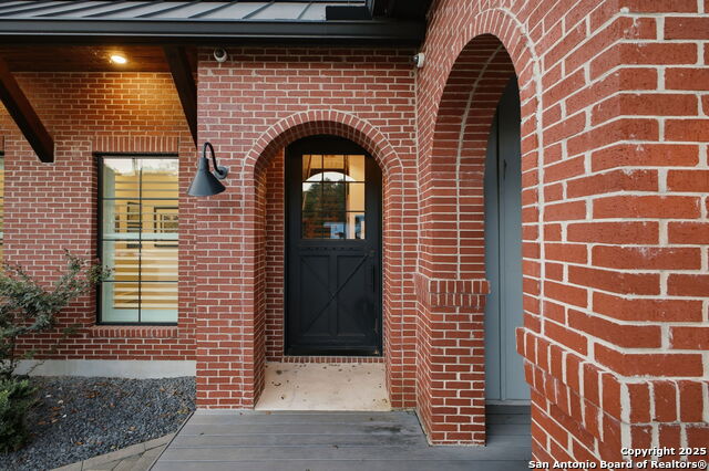 Image 10 of 50 For 20053 Scenic Loop Rd