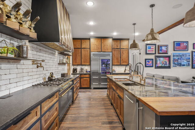 Image 13 of 50 For 20053 Scenic Loop Rd