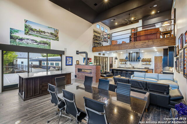 Image 22 of 50 For 20053 Scenic Loop Rd