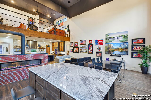 Image 25 of 50 For 20053 Scenic Loop Rd