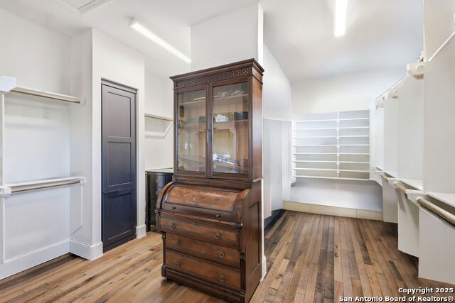 Image 33 of 50 For 20053 Scenic Loop Rd