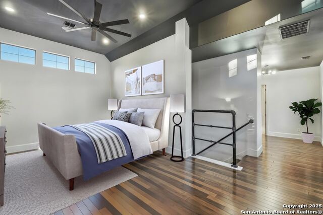 Image 34 of 50 For 20053 Scenic Loop Rd