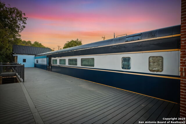 Image 48 of 50 For 20053 Scenic Loop Rd