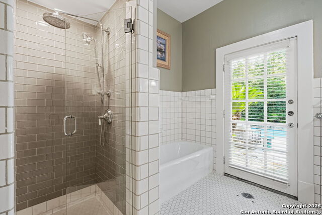 Listing photo id 23 for 308 Summit Ave W