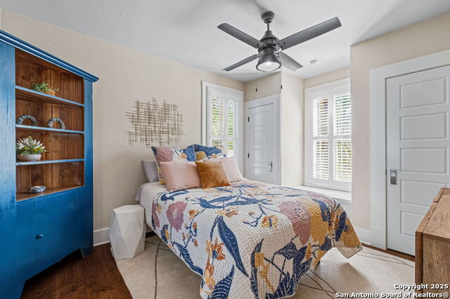 Listing photo id 49 for 308 Summit Ave W