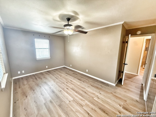 Image 28 of 35 For 275 Halm  